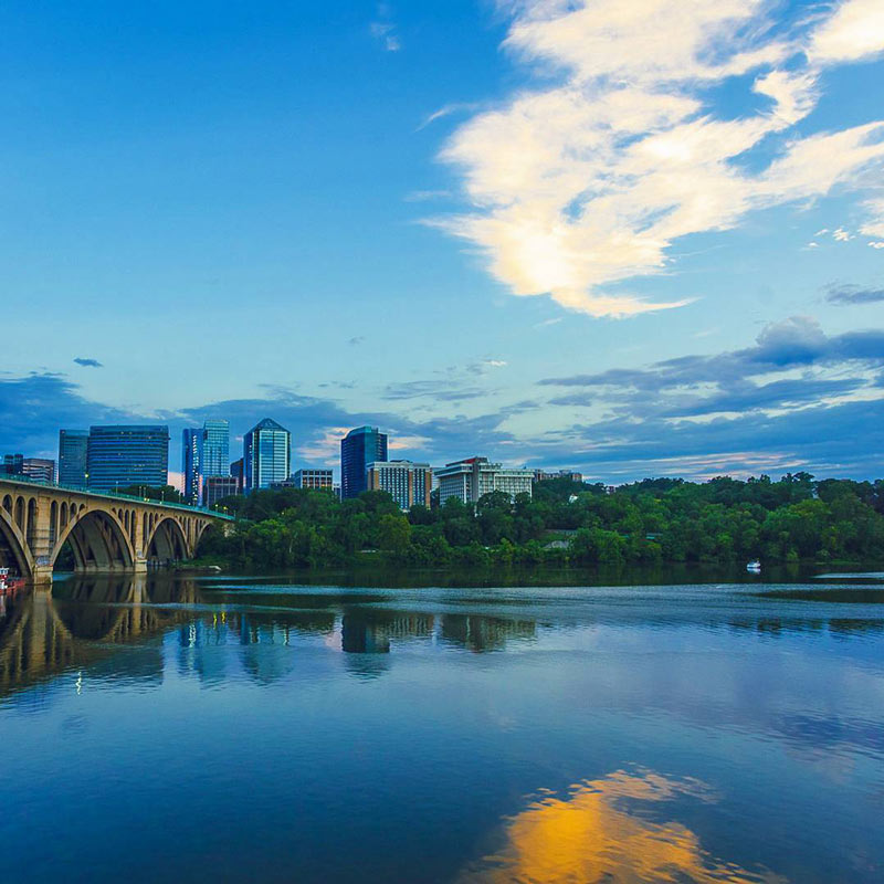 @e7y6 - View of Arlington skyline and Key Bridge from Georgetown waterfront - Waterfronts in Washington, DC